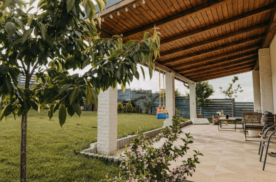 Casa individuala de vanzare Dezmir