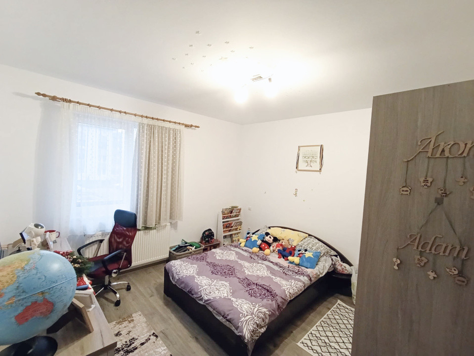 Apartament in zona Terra , 3 camere, 2bai,terasa de 13 mp