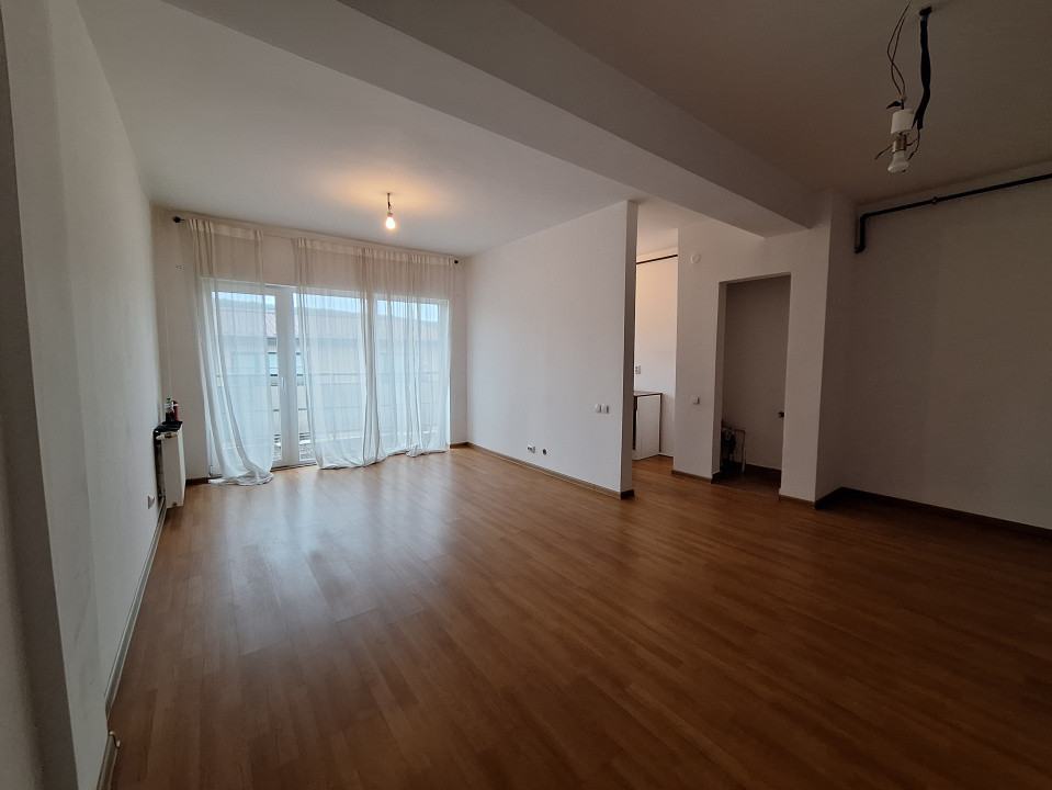 Apartament cu o camera, 40 mp, parcare, zona Stejarului