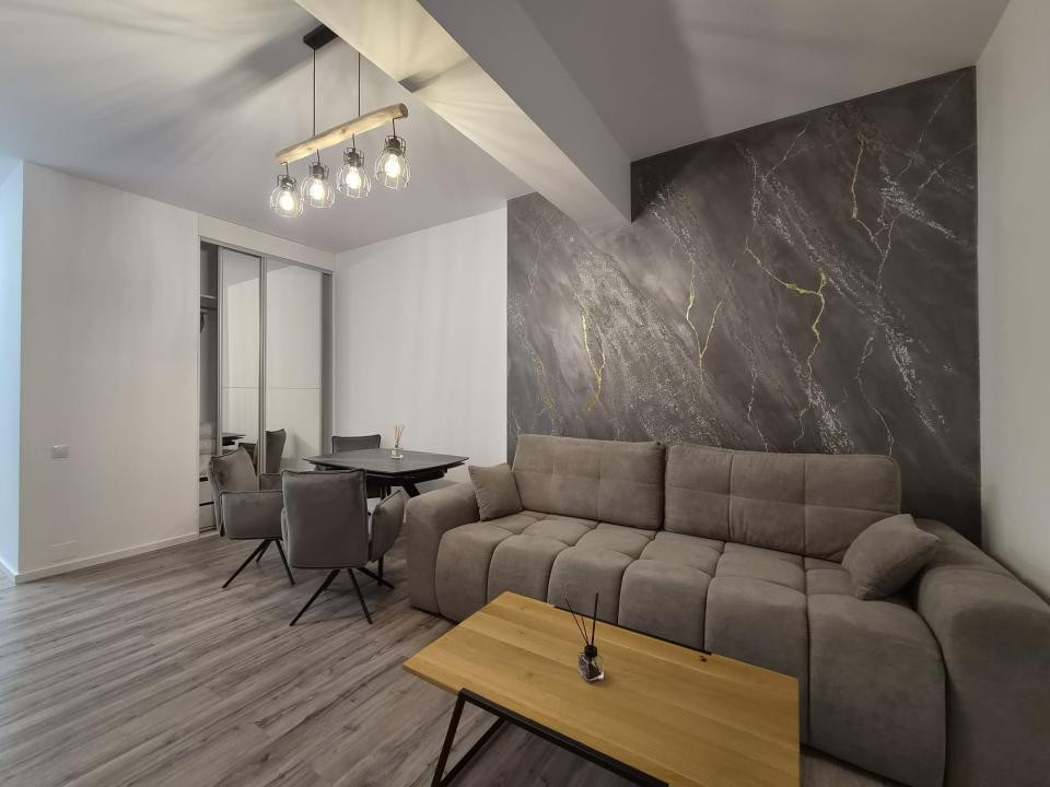 Apartament 57mp, et 3, finisat, mobilat, parcare, METRO/BMW
