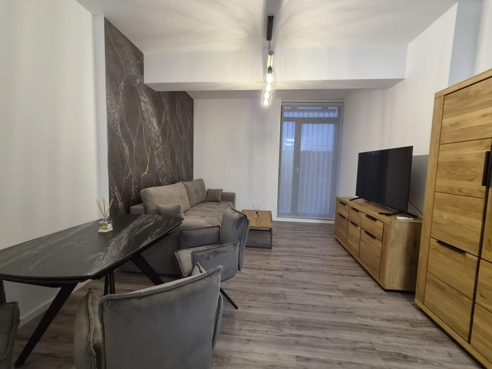 Apartament 57mp, et 3, finisat, mobilat, parcare, METRO/BMW