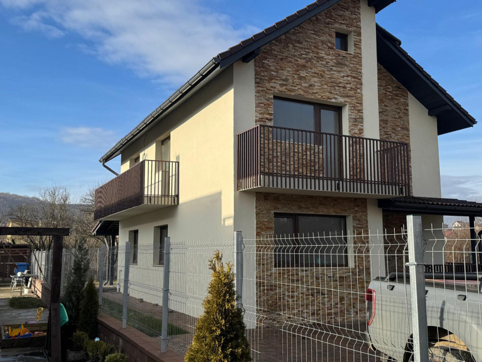 Casa Individuala, 5 camere, 120 mp, teren liber 450 mp, Chinteni