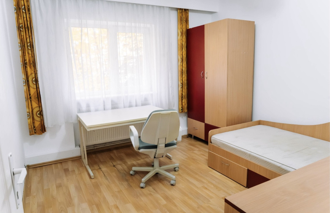 Apartament cu 3 camere, zona strazii Pasteur/UMF