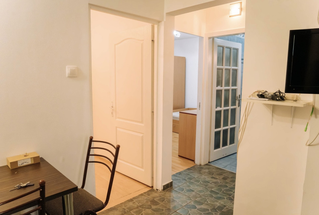 Apartament cu 3 camere, zona strazii Pasteur/UMF