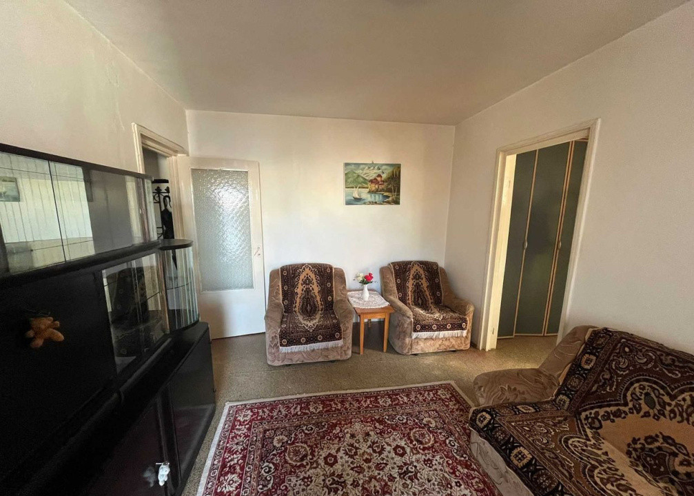 Apartament cu 2 camere, 42 mp, etaj intemediar, zona Casa Piratilor