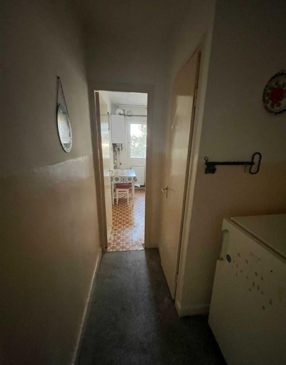 Apartament cu 2 camere, 42 mp, etaj intemediar, zona Casa Piratilor