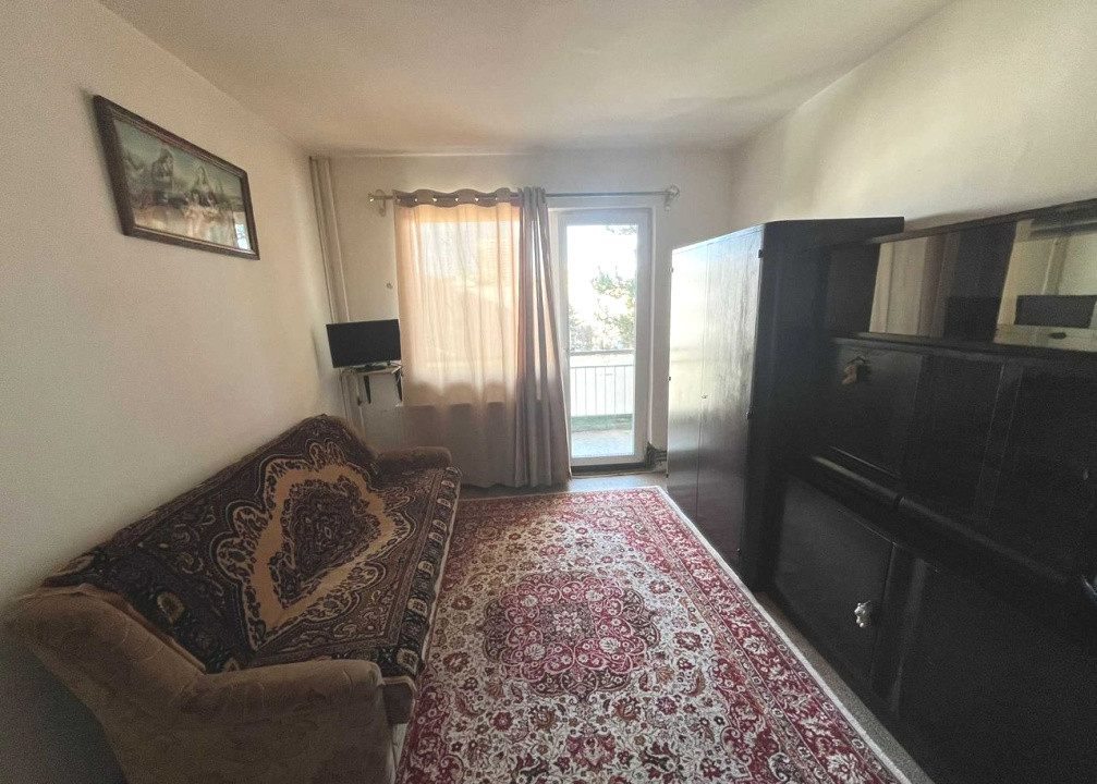 Apartament cu 2 camere, 42 mp, etaj intemediar, zona Casa Piratilor