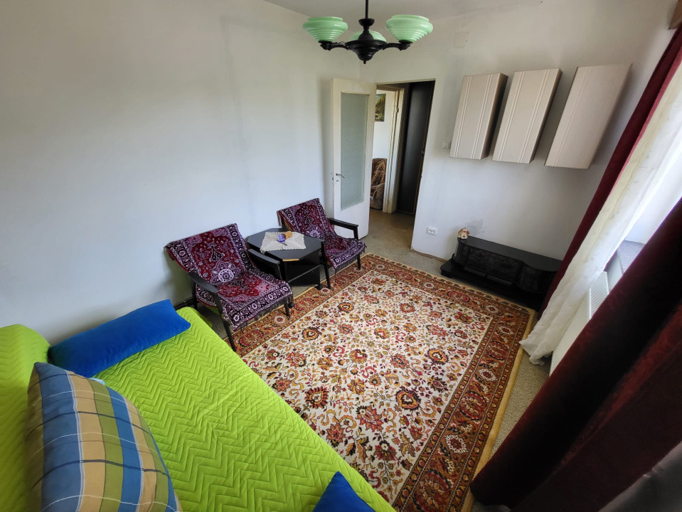 Apartament cu 2 camere, 42 mp, etaj intemediar, zona Casa Piratilor