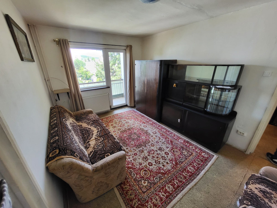 Apartament cu 2 camere, 42 mp, etaj intemediar, zona Casa Piratilor