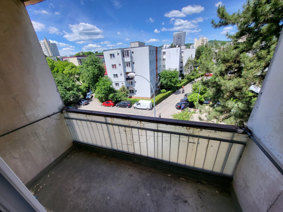 Apartament cu 2 camere, 42 mp, etaj intemediar, zona Casa Piratilor