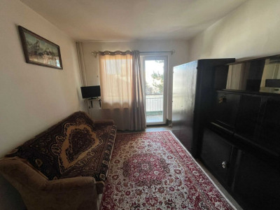 Apartament cu 2 camere, 42 mp, etaj intemediar, zona Casa Piratilor
