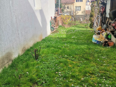 Garsoniera plus gradina langa UMF