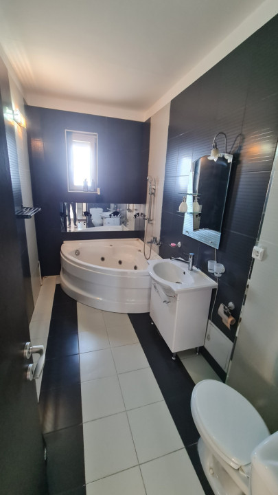 Apartament 2 camere, 60 mp, Terasă panoramică de 50mp, Zona Europa