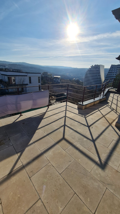 Apartament 2 camere, 60 mp, Terasă panoramică de 50mp, Zona Europa
