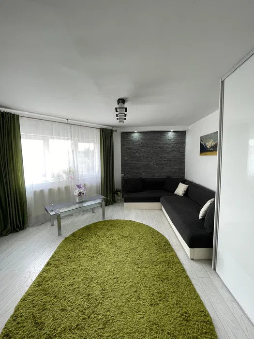 Apartament 2 camere decomandate, 52 mp, balcon, zona Teleorman