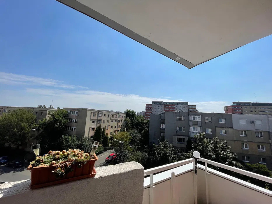 Apartament 2 camere decomandate, 52 mp, balcon, zona Teleorman