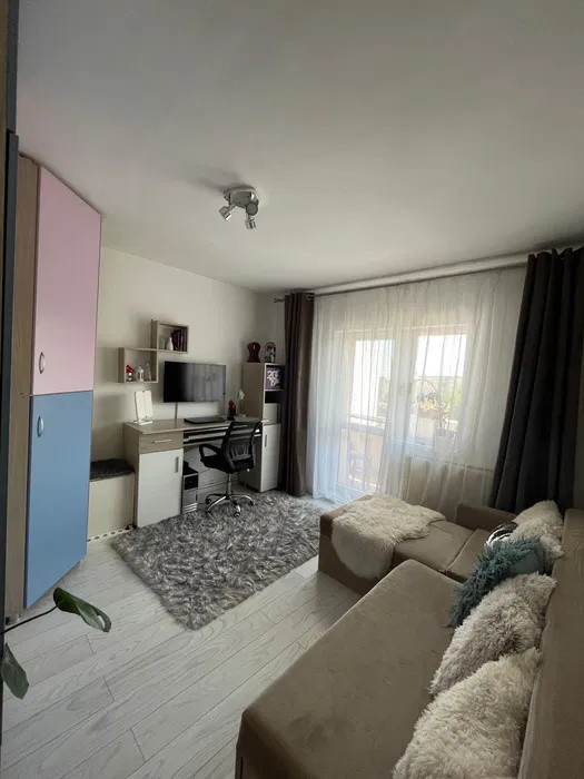 Apartament 2 camere decomandate, 52 mp, balcon, zona Teleorman