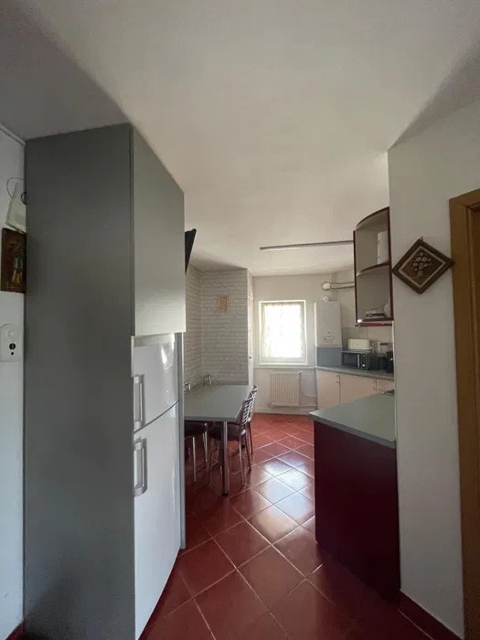 Apartament 2 camere decomandate, 52 mp, balcon, zona Teleorman