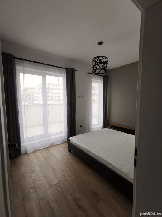 Apartament cu 2 camere, 40 mp, terasa, zona Eroilor
