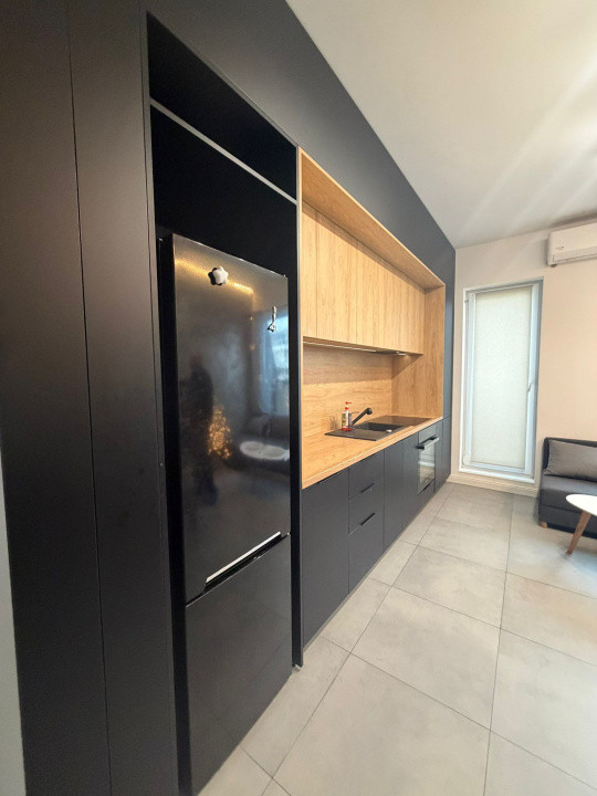 Apartament cu 2 camere, 40 mp, terasa, zona Eroilor