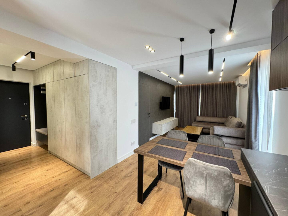 Apartament 2 camere 48 mp, cu 35 gradina, parcare, Subcetate