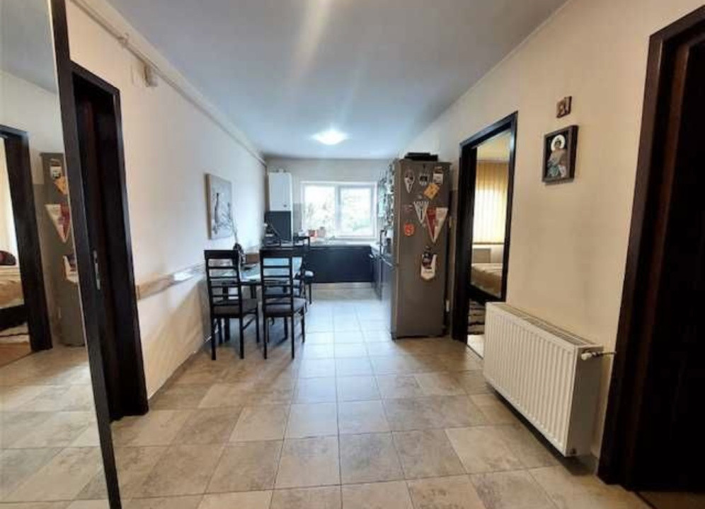 Apartament  cu 2 camere in zona semicentrala cu parcare