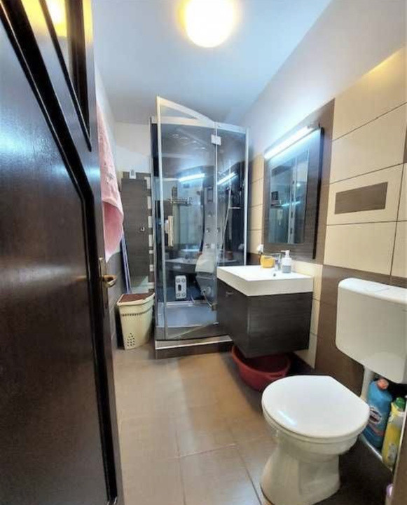 Apartament  cu 2 camere in zona semicentrala cu parcare