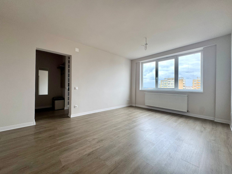 Apartament 2 camere, etaj intermediar, recent renovat, zona Albac