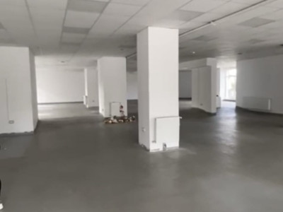 Spatiu comercial, 1000mp, zona Marasti, Cluj Napoca