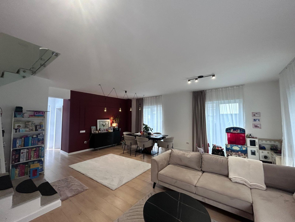 Casa tip duplex 4 camere 110mp utili zona Avram Iancu 