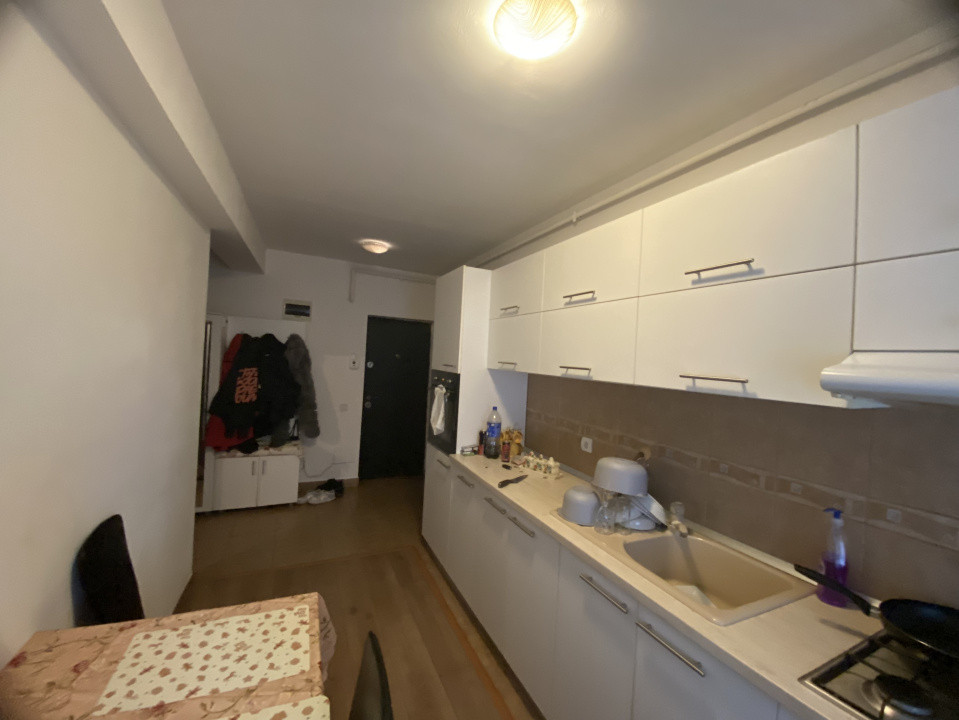 Apartament de 2 camere , 37mp + Balcon, zona Ioan Rus