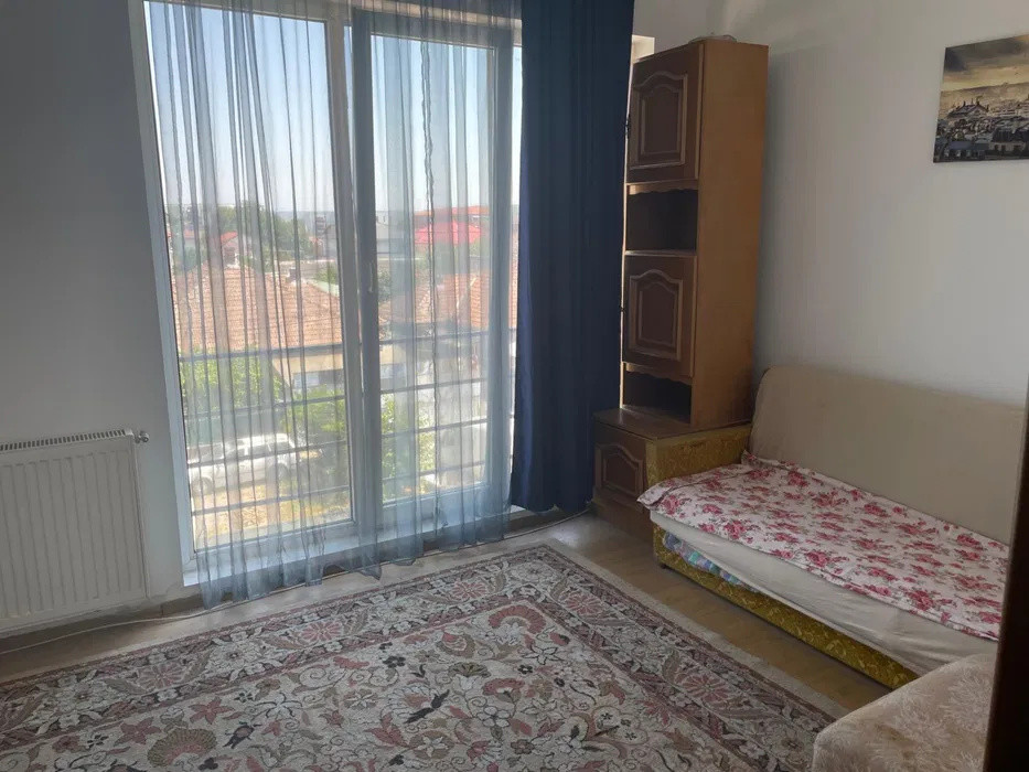 Apartament cu 3 camere, 70 mp, decomandat, etaj intermediar, parcare, zona Ira