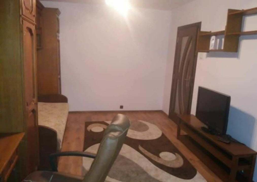 Garsoniera la 12 minute de UMF