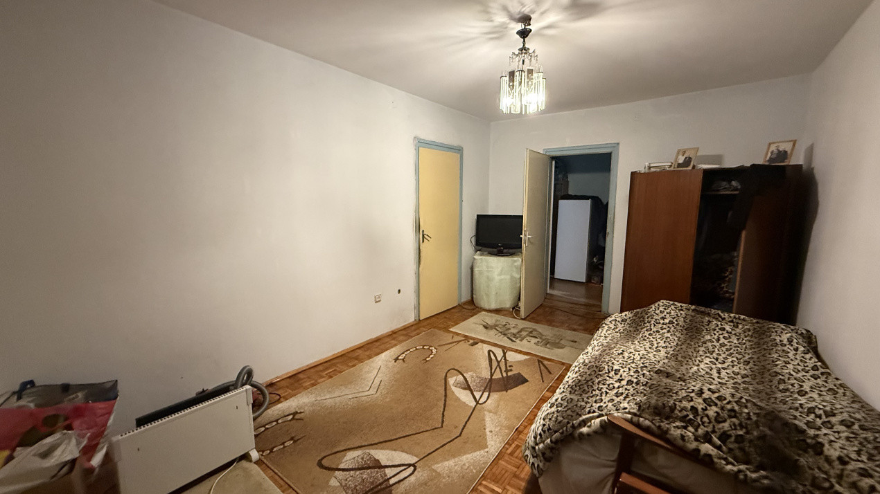 Apartament  cu 2 camere decomandate, zona Interservisan