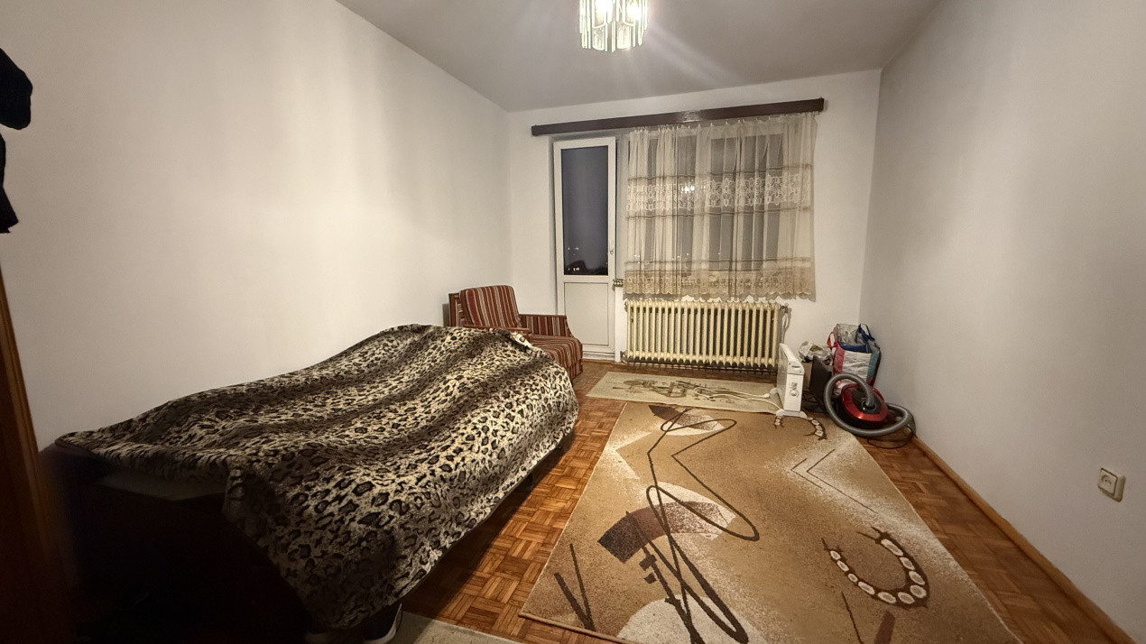 Apartament  cu 2 camere decomandate, zona Interservisan