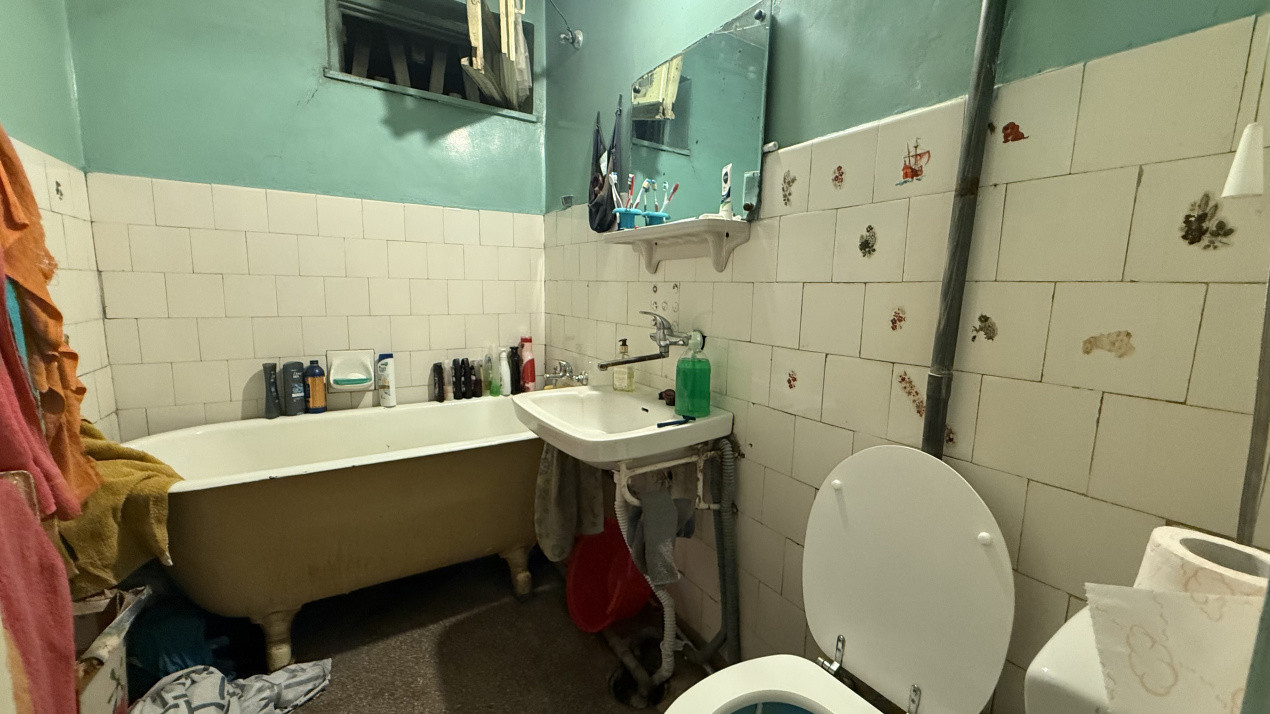 Apartament  cu 2 camere decomandate, zona Interservisan