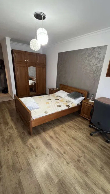 Apartament cu o camera, 37 mp, balcon, zona BMW