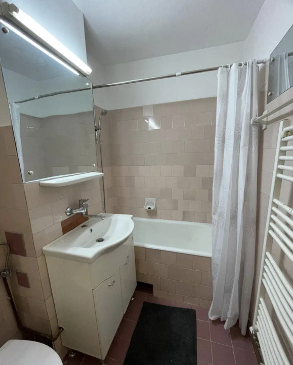 Apartament cu 2 camere decomandate, zona Ion Mester