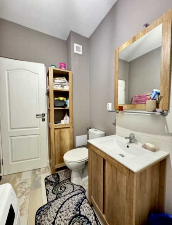 Apartament 2 camere , zona Terra,etaj intermediar,bloc nou cu lift 