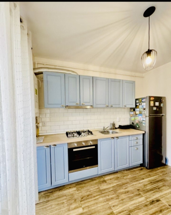 Apartament 2 camere , zona Terra,etaj intermediar,bloc nou cu lift 