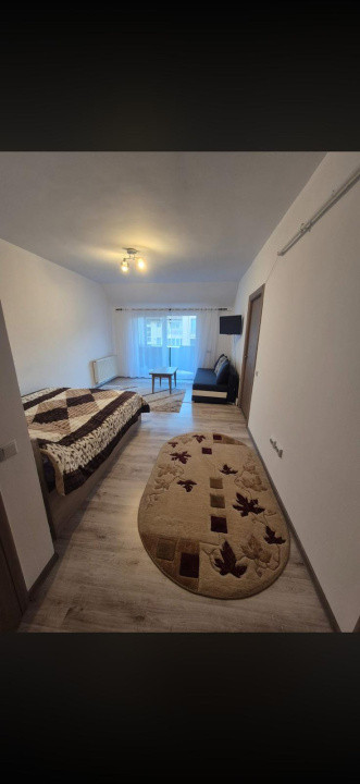 Apartament cu 1 camera,etaj intermediar,parcare cu CF, zona Porii