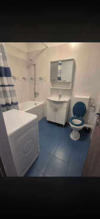 Apartament cu 1 camera,etaj intermediar,parcare cu CF, zona Porii