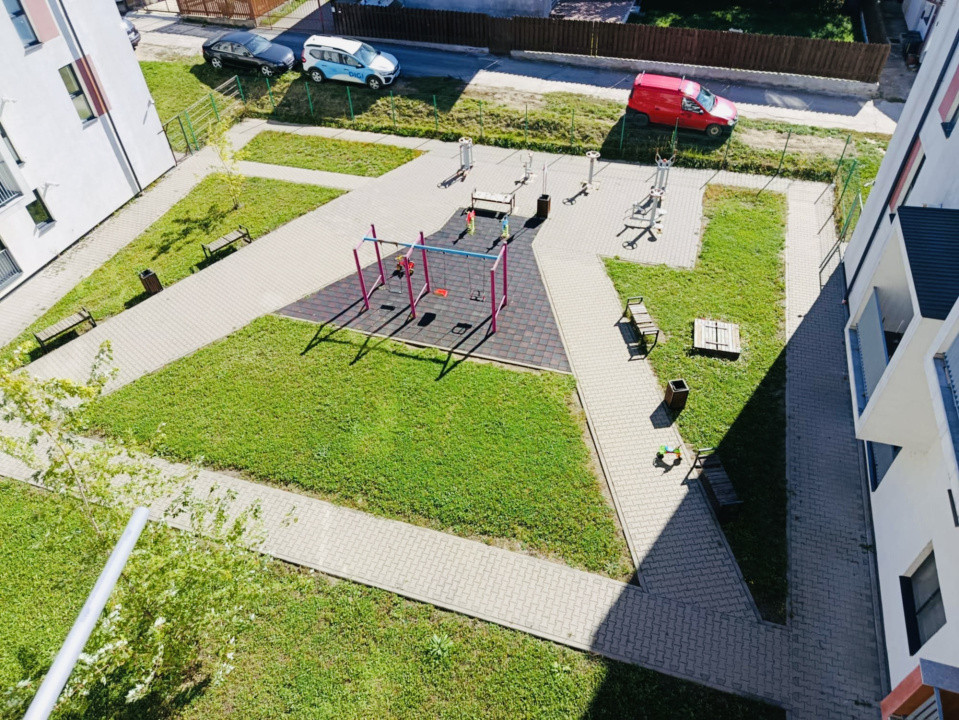 Apartament 52 mp utili plus balcon , zona Eroilor