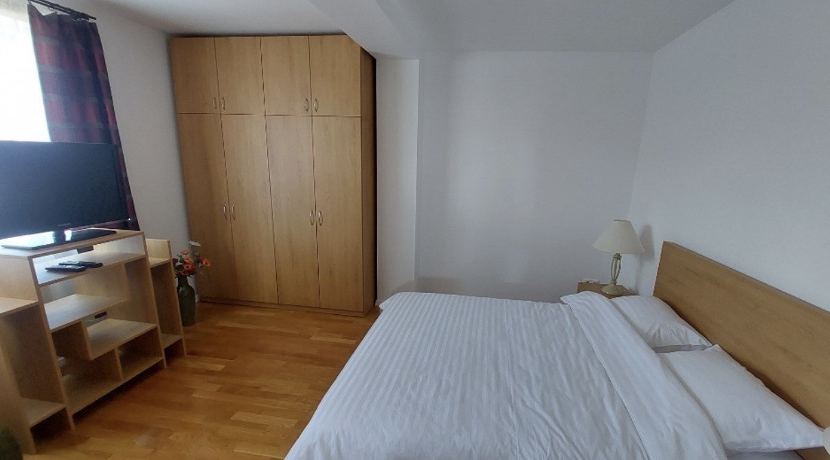Apartament tip studio cu parcare zona Eugen Ionesco/Europa