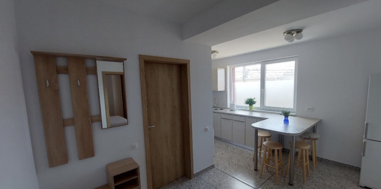 Apartament tip studio cu parcare zona Eugen Ionesco/Europa