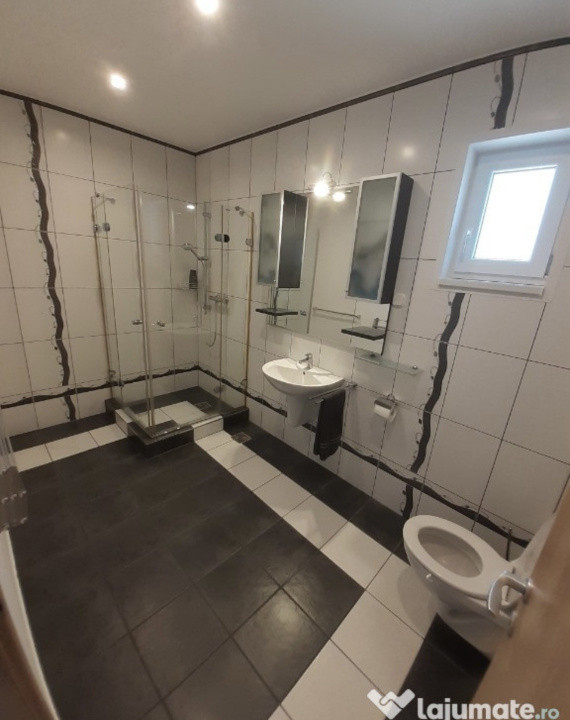 Apartament tip studio cu parcare zona Eugen Ionesco/Europa