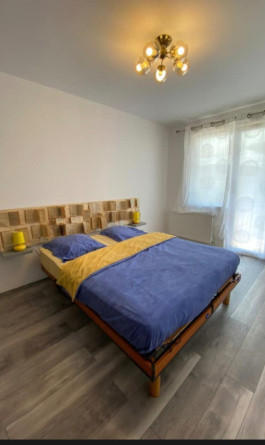 Apartament cu 2 camere, 40 mp, parcare, zona Terra