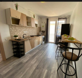 Apartament cu 2 camere, 40 mp, parcare, zona Terra