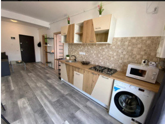 Apartament cu 2 camere, 40 mp, parcare, zona Terra