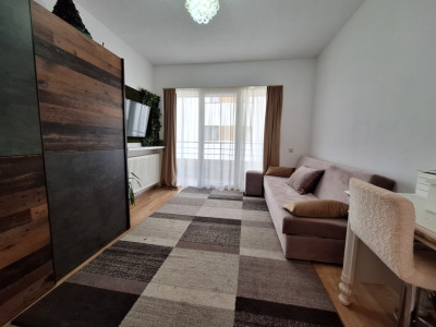 Apartament cu 2 camere, decomandat, 54,5 mp, 2 balcoane, zona Eroilor